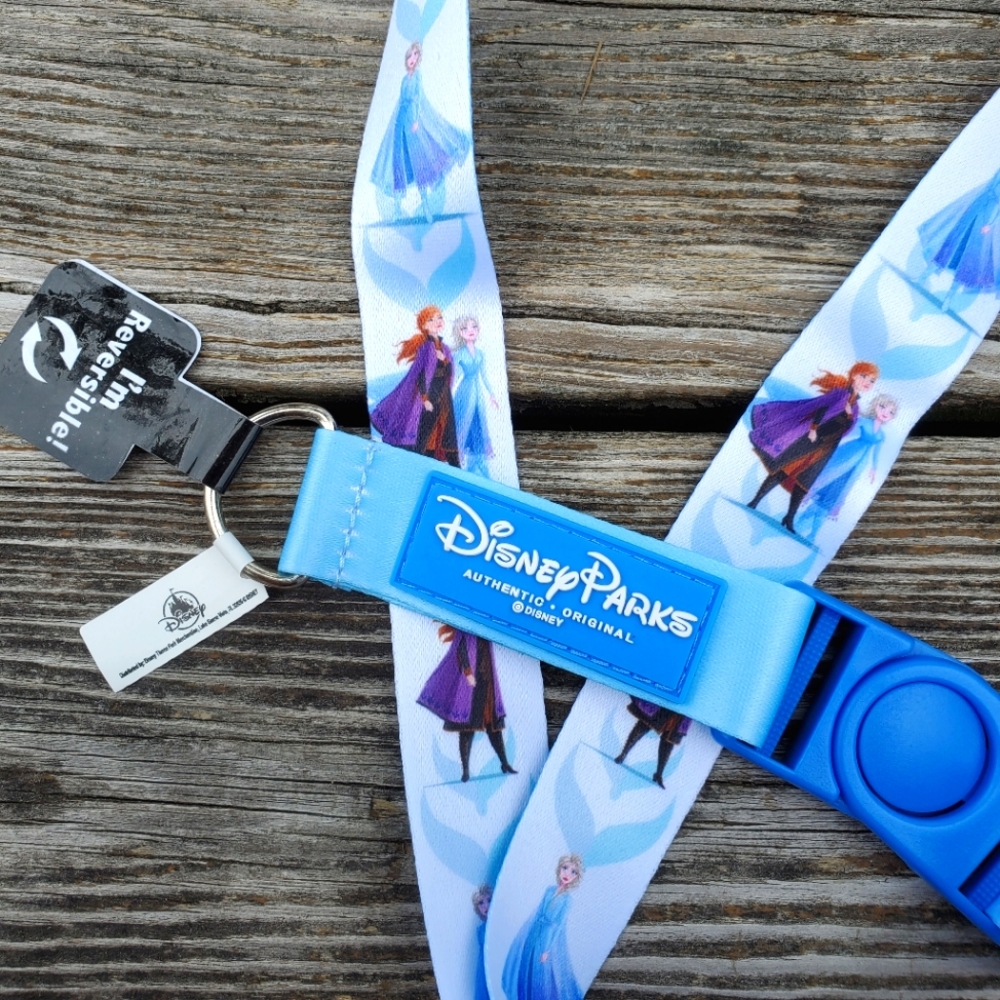 Frozen 2 Pin Trading Lanyard- ☆NWT☆